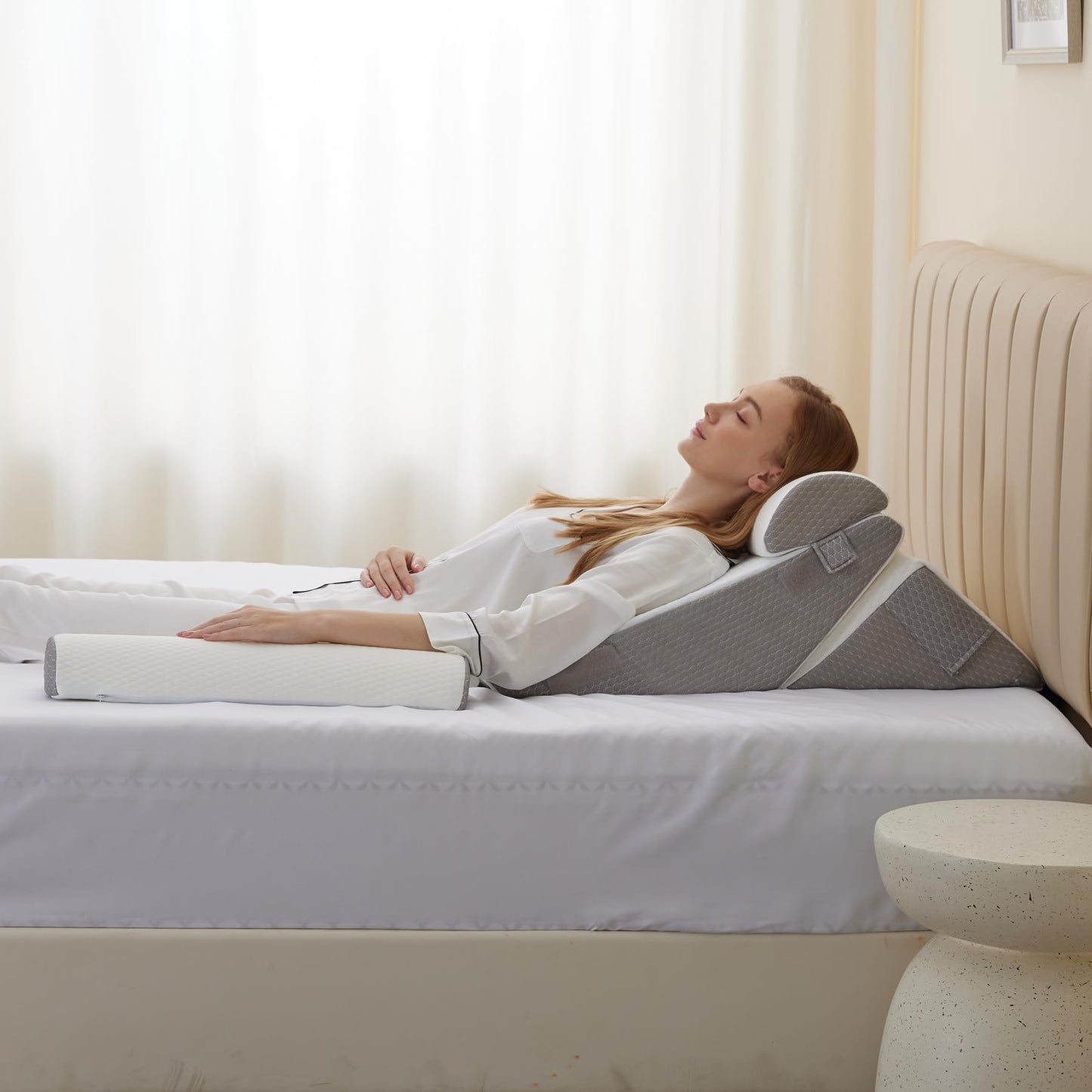 Bedluxe Adjustable 4pcs Bed Wedge Pillow Set, Memory Foam Wedge Pillows Post Surgery for Back, Neck, Leg Pain Relief, Pillow Wedge for Sleeping, Sitting up in Bed, Acid Reflux and GERD, White/Grey