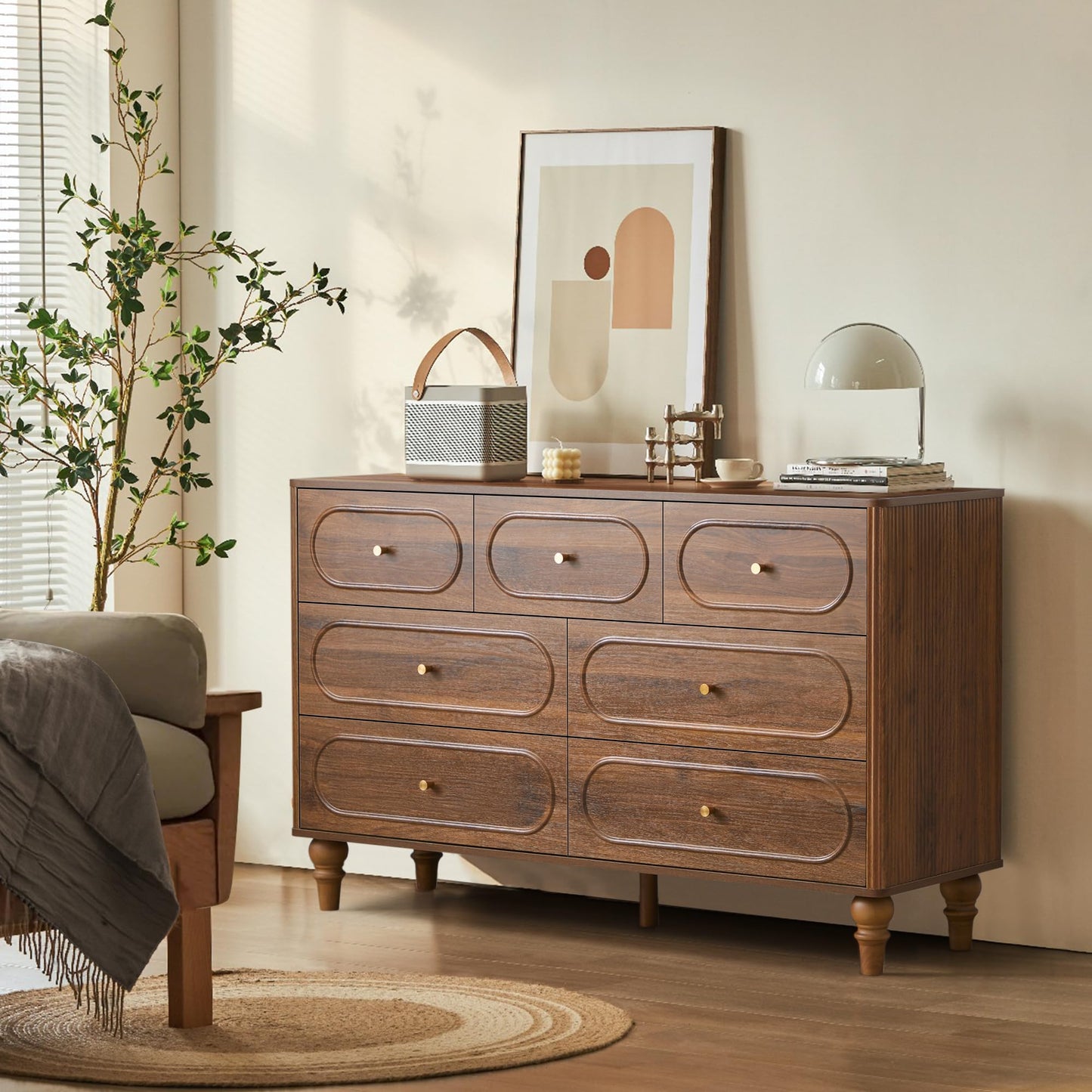 7 Drawer Fluted Dresser for Bedroom, Mid Century Modern Chest of Drawers, Wood Storage Large Dresser Organizer for Bedroom Living Room Hallway Closet, Walnut